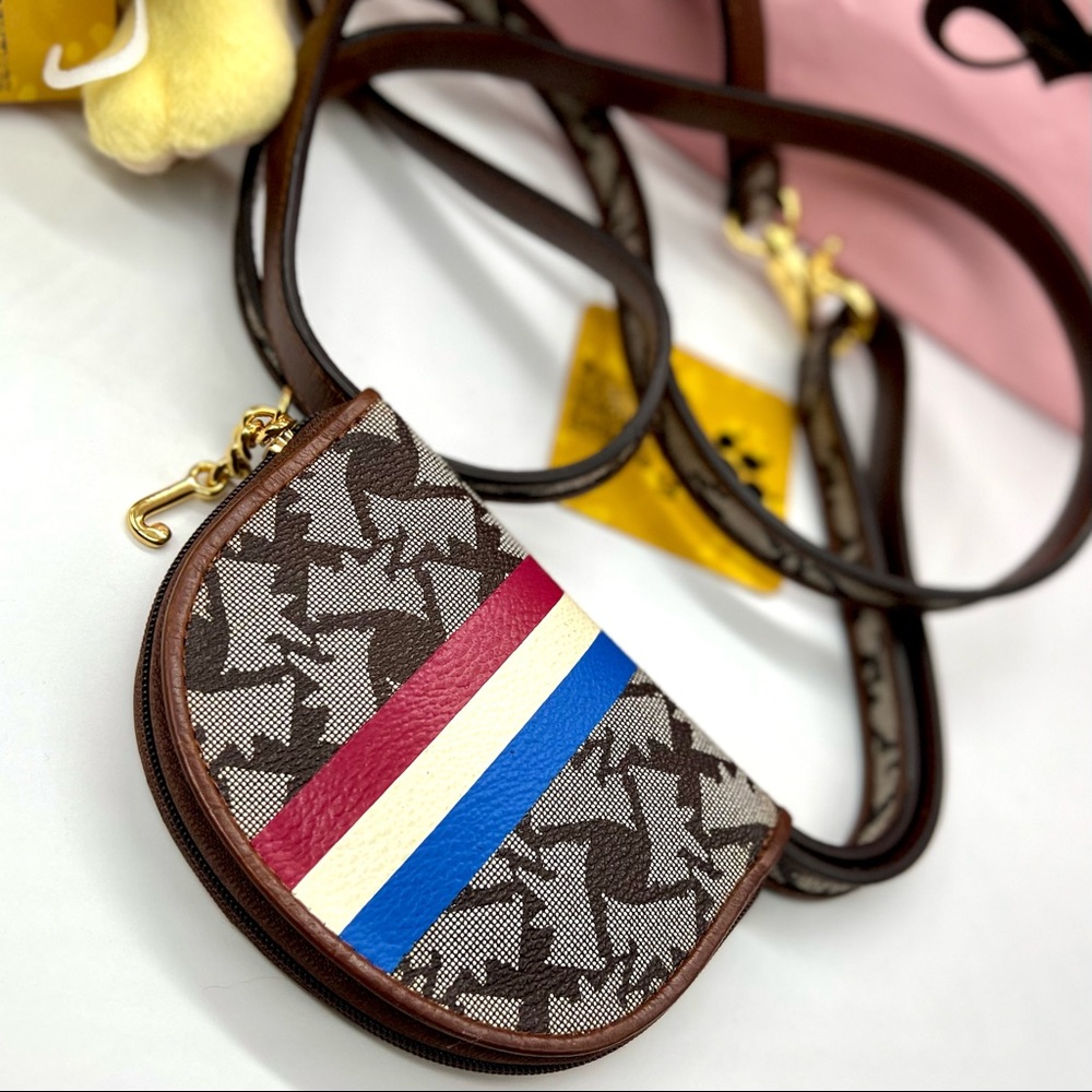 Juicy Couture Pet Leash - Picture 11 of 16